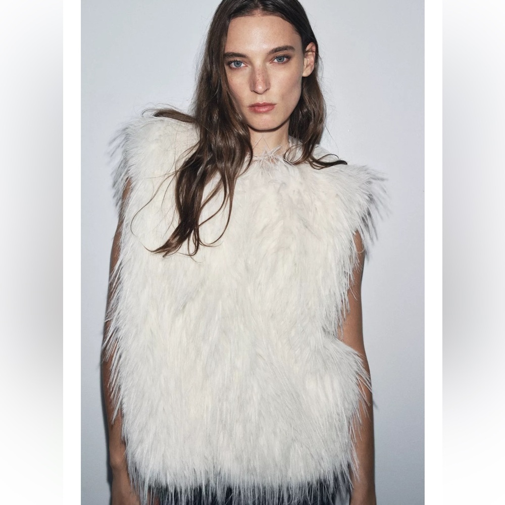 ZW COLLECTION FAUX FUR VEST